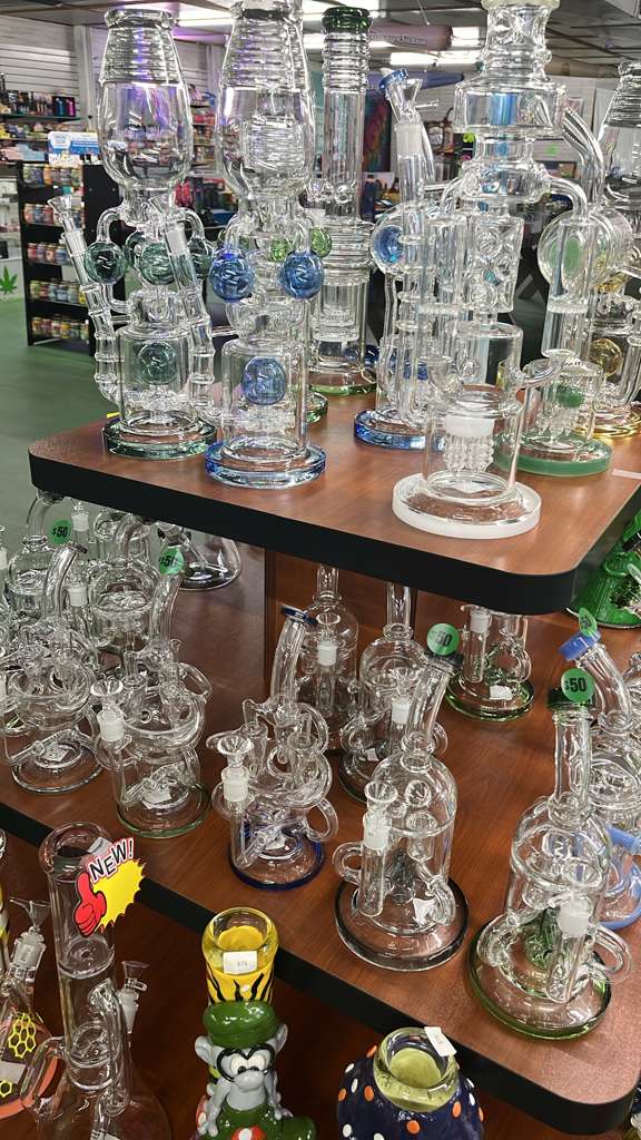 BONGS